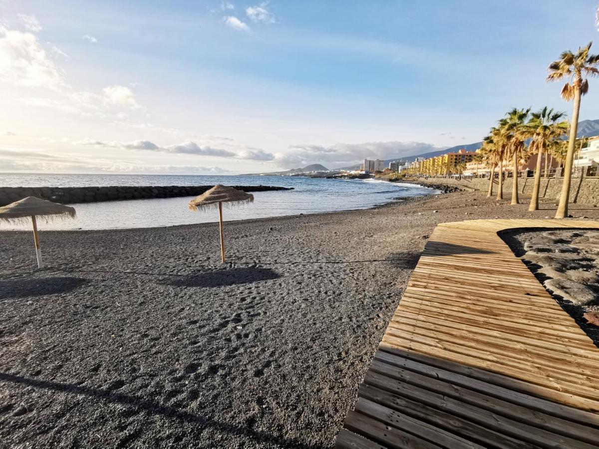 Home2Book Stunning Beachfront House With Sea Views 칸델라리아 외부 사진